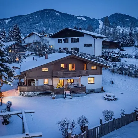 Active Chalet Maria Alm am Steinernen Meer Exterior photo